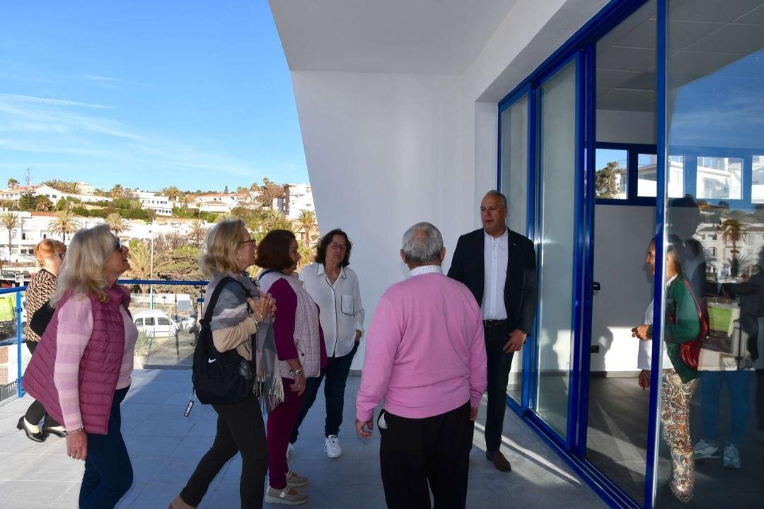 Nuevo edificio multiusos en Torreguadiaro2