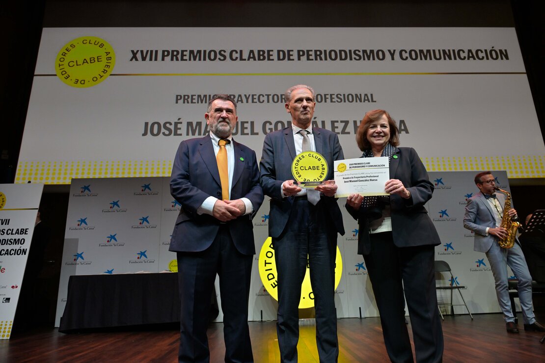 6129 -0968  XVII Premios CLABE 19 11 2024 © Foto STB Estudio (1)