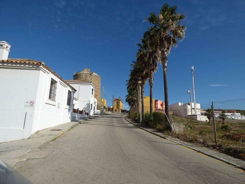 Calle de la Iglesia, en Torreguadiaro