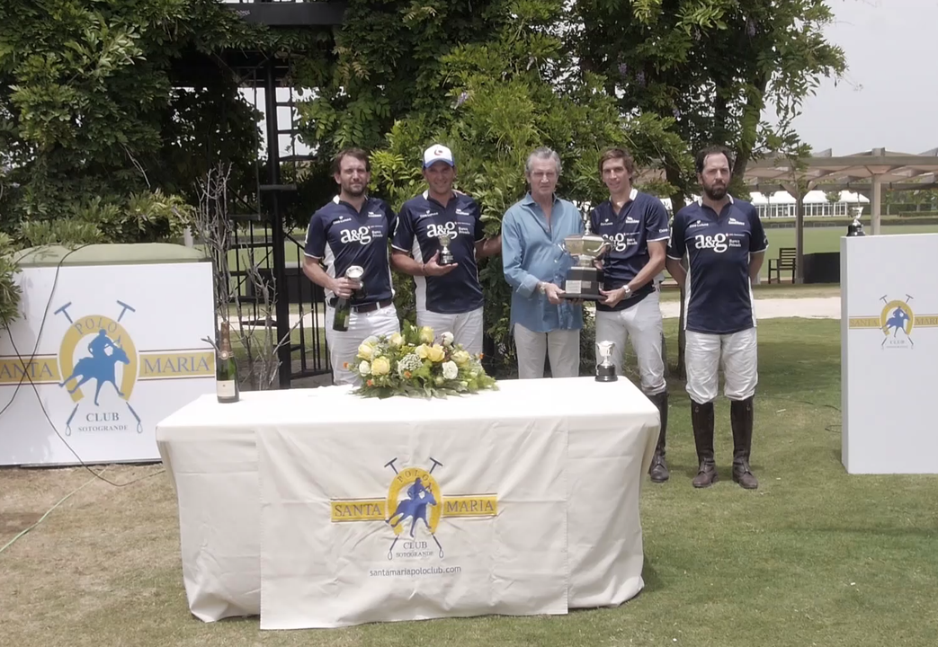 Dos Lunas recoge la Copa Patrick G. Hermès