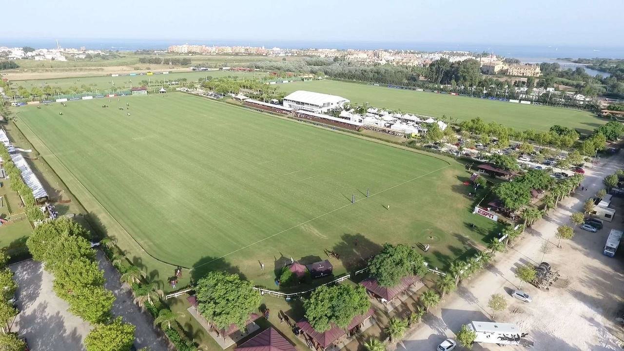 Santa María Polo Club, Los Pinos