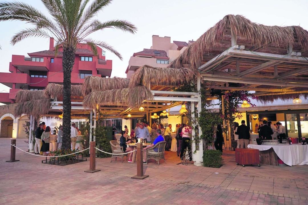 Marina Plaza Exterior