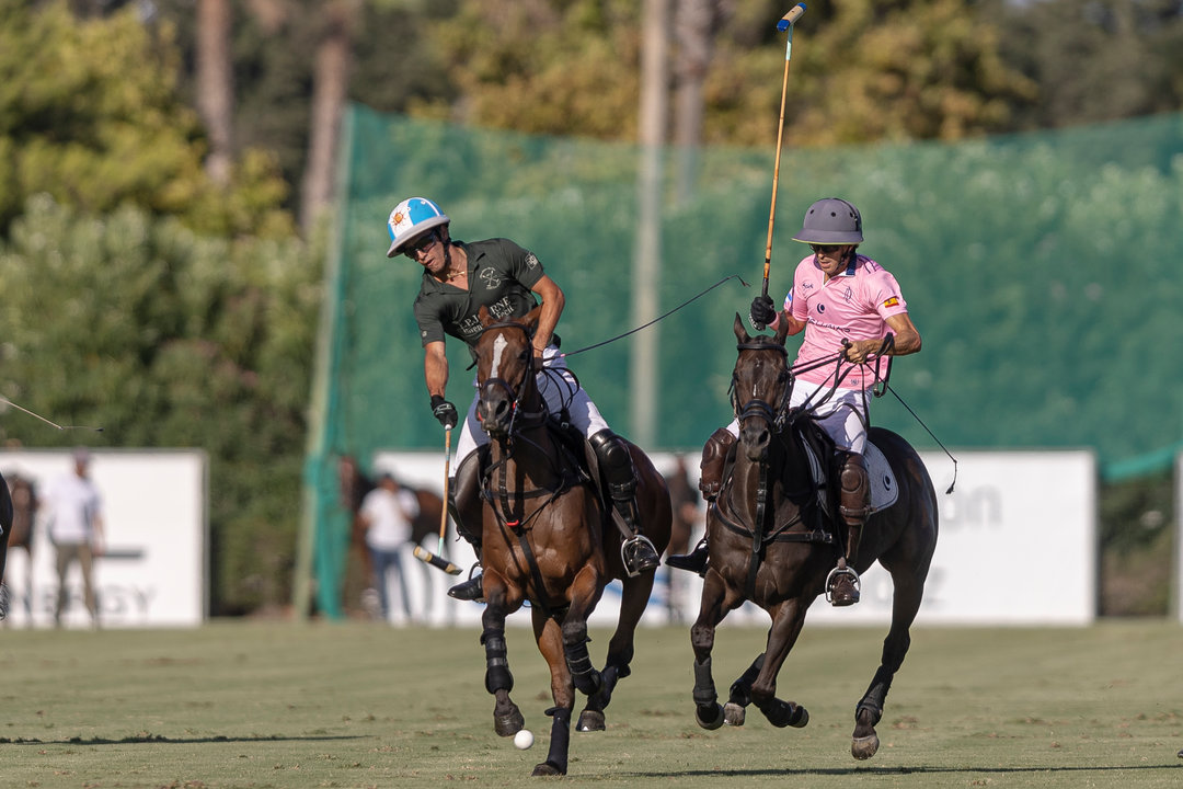 Adolfo Cambiaso (n) & Pascual Sáinz de Vicuña - MB POLO TEAM vs. LA DOLFINA DOS LUNAS. Photo Credit MATIAS CALLEJO