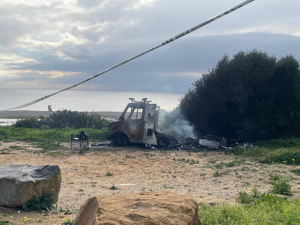 Autocaravana ardiendo