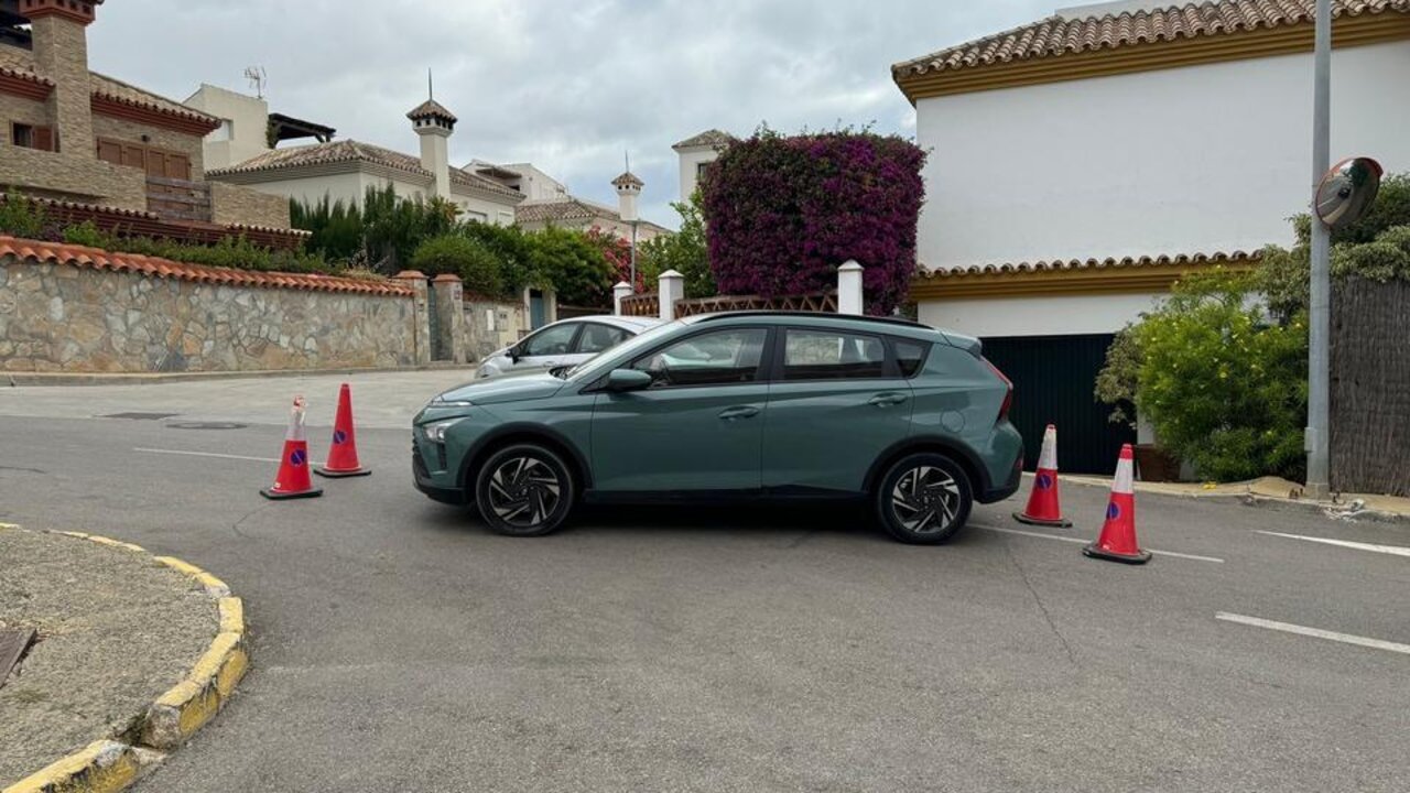 Estacionamiento inseguro en Torreguadiaro