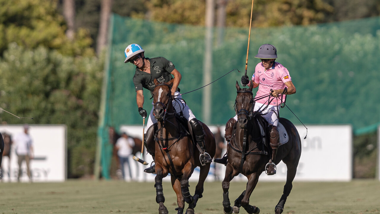 Adolfo Cambiaso (n) & Pascual Sáinz de Vicuña - MB POLO TEAM vs. LA DOLFINA DOS LUNAS. Photo Credit MATIAS CALLEJO