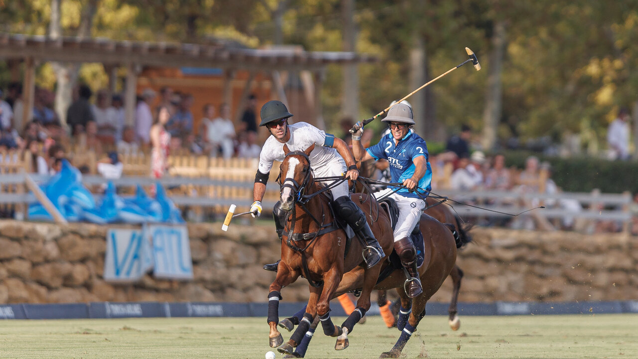 Facundo Pieres & Pablo Llorente - FINAL COPA DE ORO TURKISHH AIRLINES DE ALTO HÁNDICAP - Photo Credit MATIAS CALLEJO