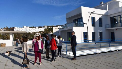 Nuevo edificio multiusos en Torreguadiaro